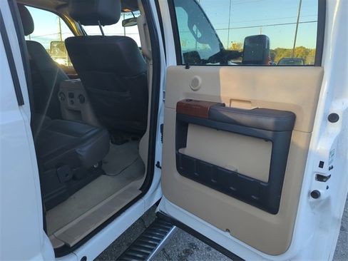 Certified 2016 Ford F350 King Ranch w/ King Ranch w/Chrome Package image 17