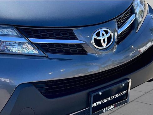 Used 2015 Toyota RAV4 XLE FWD image 28