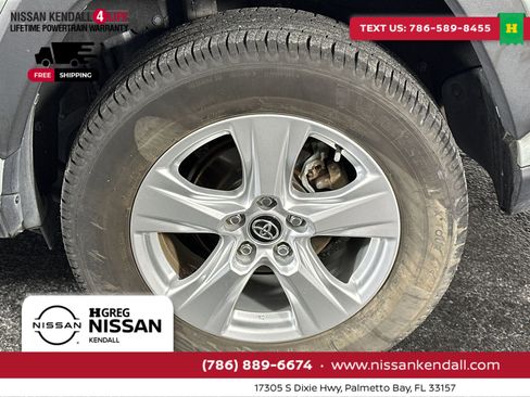 Used 2020 Toyota RAV4 XLE image 14
