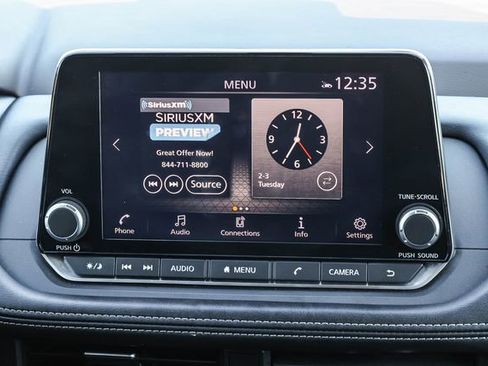 Used 2023 Nissan Rogue SV image 15