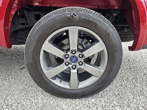 Used 2017 Ford F150 XLT w/ Equipment Group 302A Luxury AWD/4WD image 76
