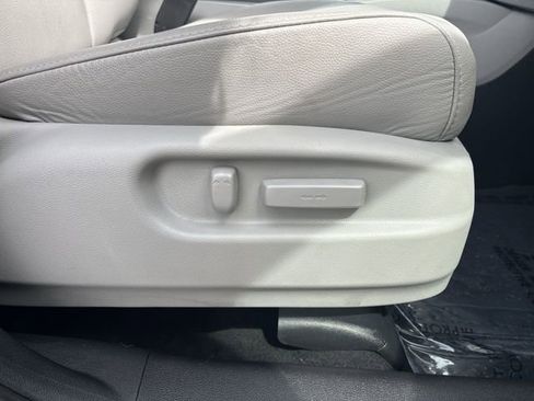 Used 2022 Honda Pilot Touring image 24