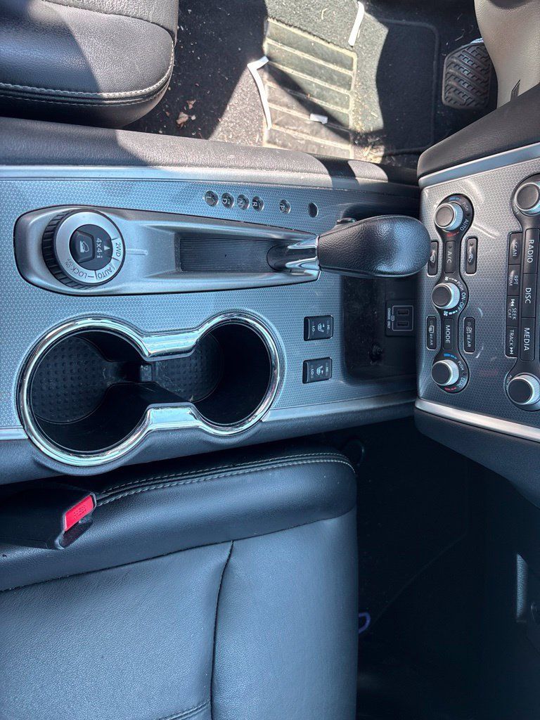 Used 2018 Nissan Pathfinder SL AWD/4WD image 21