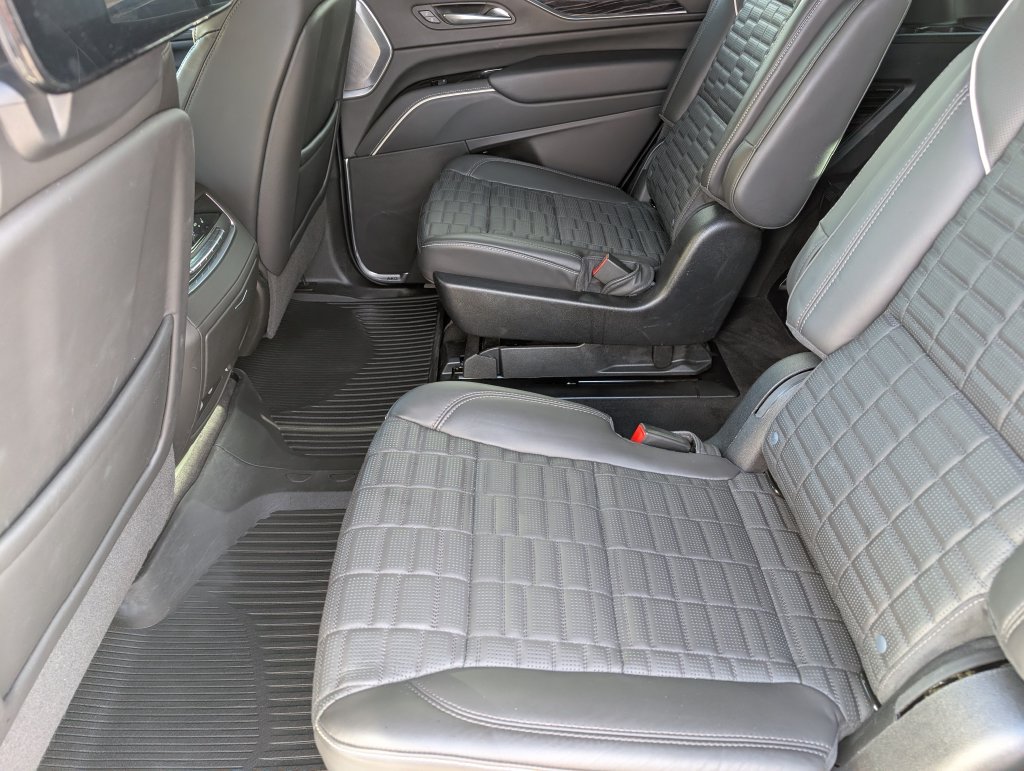 Used 2023 Cadillac Escalade V AWD/4WD image 17