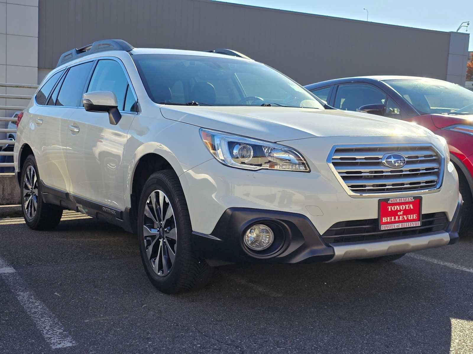 Used 2017 Subaru Outback 2.5i Limited AWD/4WD image 3