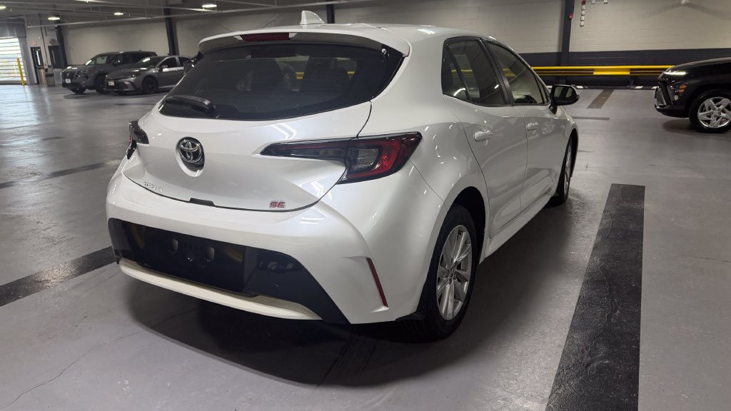 Used 2023 Toyota Corolla SE FWD image 5