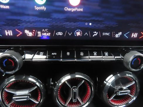 Used 2024 Chevrolet Blazer EV RS image 33