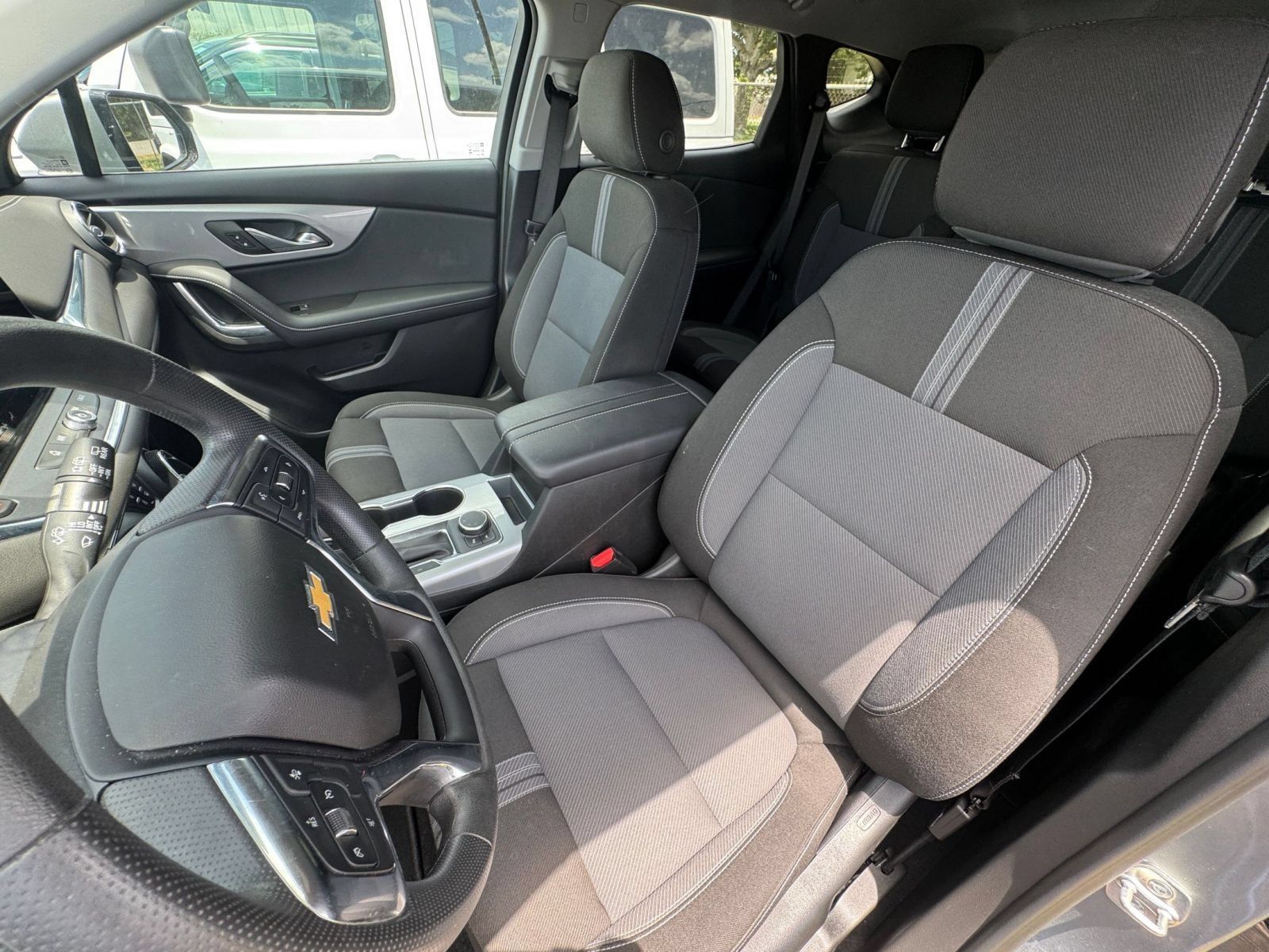 Used 2026 Chevrolet Blazer LT FWD image 34