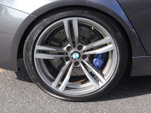 Used 2018 BMW M3 image 46