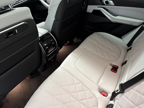 Used 2026 BMW X5 sDrive40i image 21