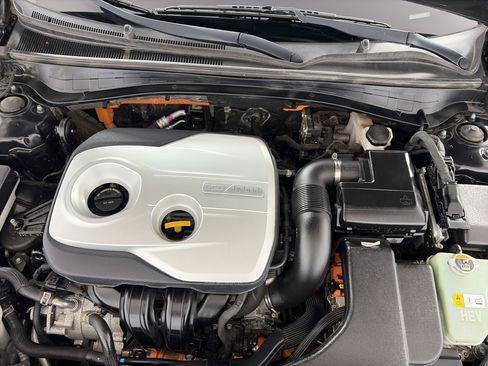 Used 2017 Kia Optima EX FWD image 11
