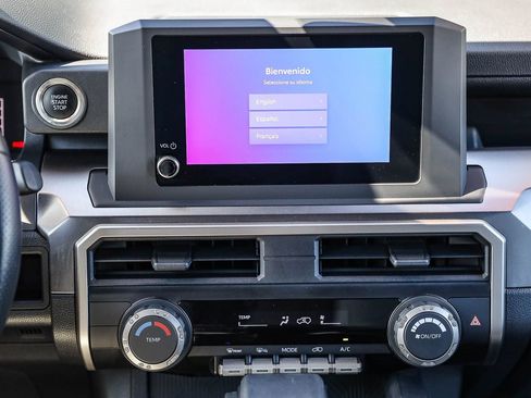 Certified 2025 Toyota 4Runner SR5 AWD/4WD image 14