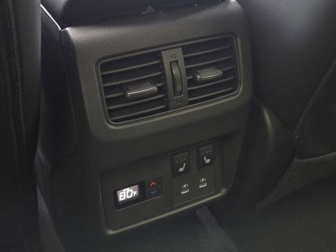 New 2026 Nissan Rogue Platinum image 15