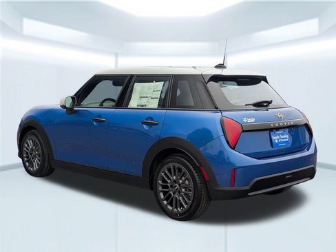 New 2026 MINI Cooper 4-Door Hardtop FWD image 3