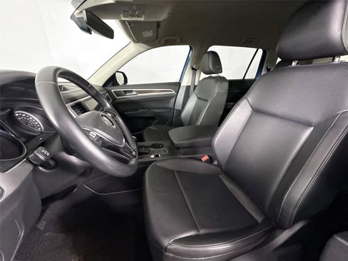 Used 2019 Volkswagen Atlas SE w/ Towing Package image 15