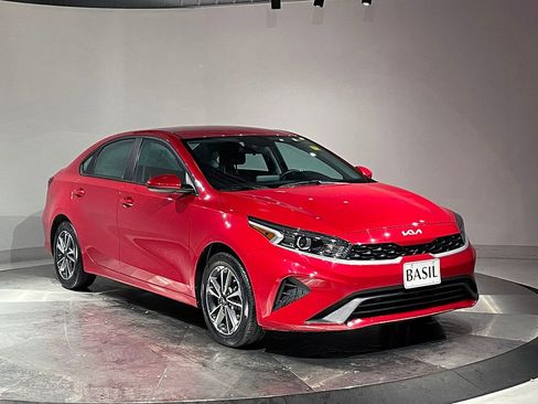 Used 2023 Kia Forte LXS image 36