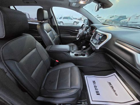 Certified 2019 GMC Acadia SLT AWD/4WD image 12