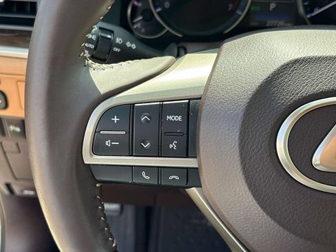 Used 2016 Lexus ES 350 w/ Luxury Package w/Wood Trim FWD image 21