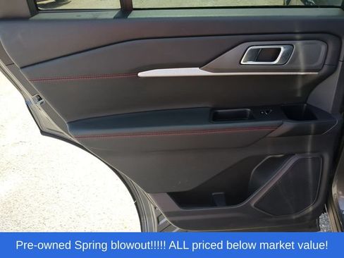 Used 2025 Ford Explorer ST-Line w/ ST-Line Street Pack AWD/4WD image 34