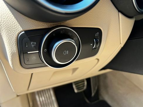 Used 2018 Alfa Romeo Stelvio Ti Lusso AWD/4WD image 31