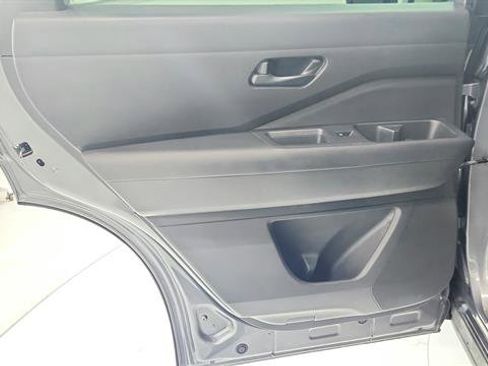 Used 2025 Nissan Pathfinder Rock Creek image 23