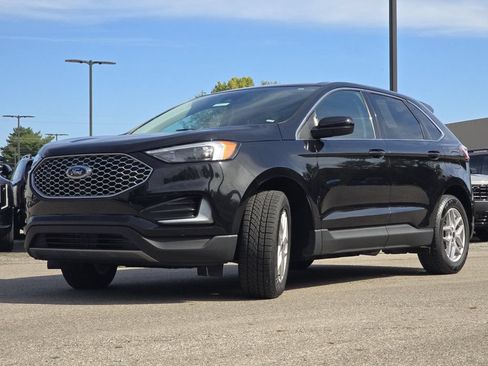 Used 2024 Ford Edge SEL AWD/4WD image 11