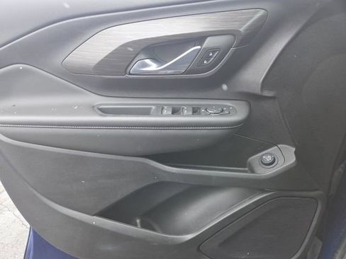 Used 2022 GMC Terrain SLE w/ Driver Convenience Package image 32