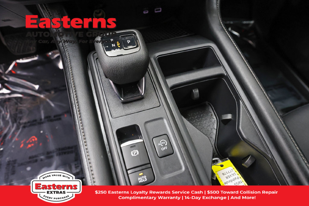 Used 2023 Nissan Pathfinder S AWD/4WD image 14