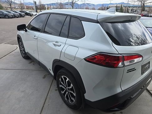 Used 2023 Toyota Corolla Cross AWD Hybrid image 4