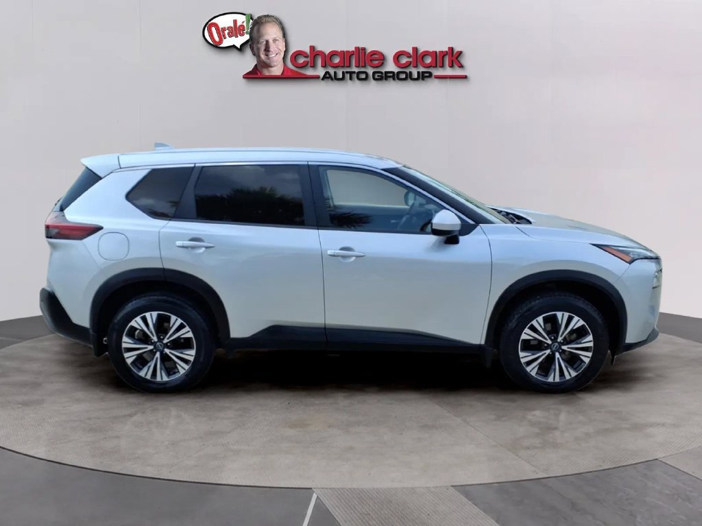 Used 2023 Nissan Rogue SV FWD image 6