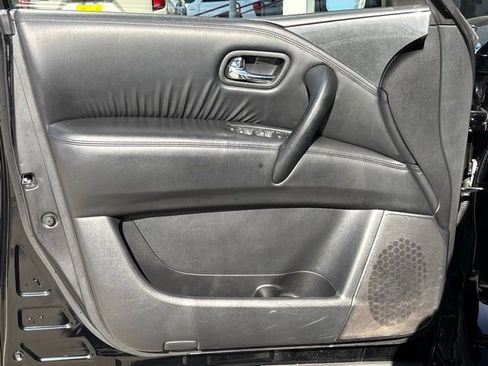 Used 2024 Nissan Armada SV image 13