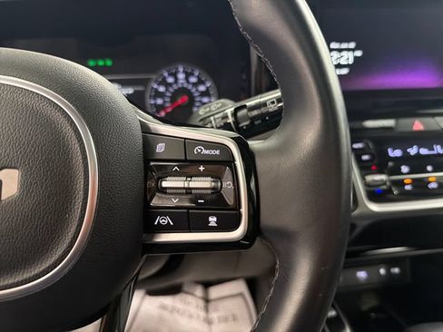 Certified 2023 Kia Sorento X-Line EX AWD/4WD image 30