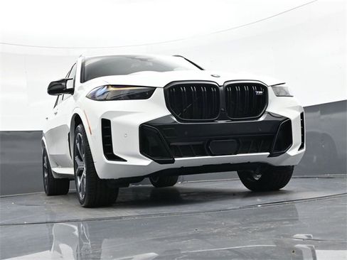 New 2026 BMW X5 M60i w/ Climate Comfort Package image 35