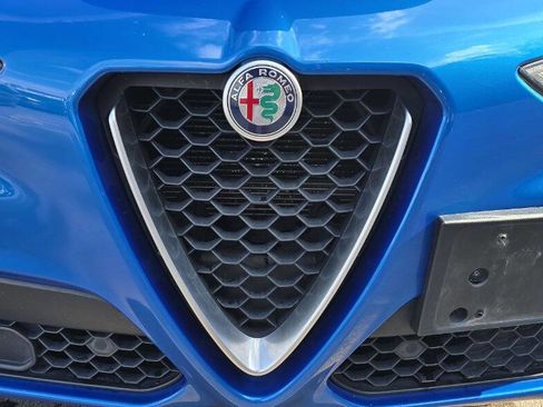 Used 2018 Alfa Romeo Stelvio Ti Sport image 31