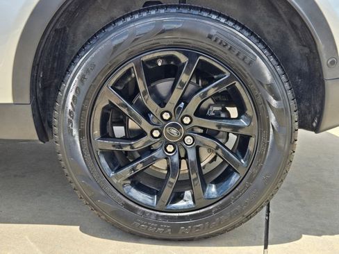 Used 2018 Land Rover Discovery Sport HSE AWD/4WD image 23