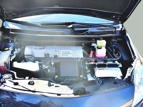 Used 2012 Toyota Prius Two image 25