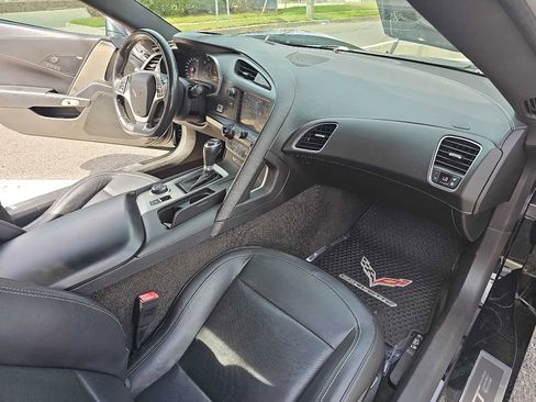 Used 2018 Chevrolet Corvette Stingray Convertible w/ 2LT Preferred Equipment Group image 15