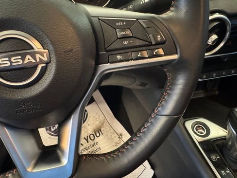 Used 2024 Nissan Sentra SR FWD image 12