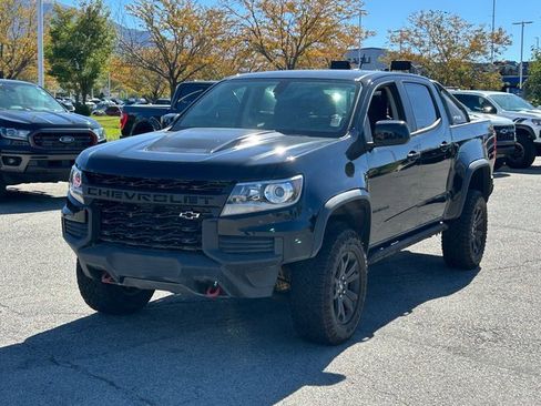 Used 2021 Chevrolet Colorado ZR2 w/ ZR2 Midnight Special Edition image 9