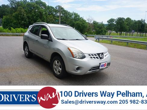 Used 2015 Nissan Rogue S w/ Convenience Package AWD/4WD image 1