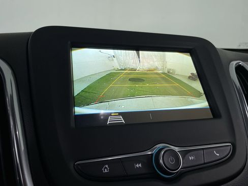 Used 2019 Chevrolet Equinox LT AWD/4WD image 15