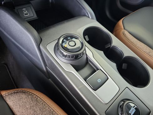 New 2026 Ford Bronco Sport Outer Banks w/ Outer Banks Tech Package+ AWD/4WD image 13