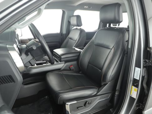 Used 2022 Ford F150 Lariat w/ Tow Technology Package image 12