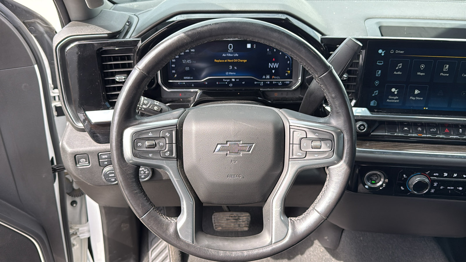 Certified 2022 Chevrolet Silverado 1500 RST AWD/4WD image 15