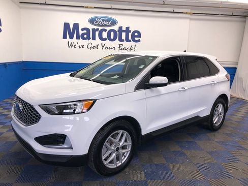 Certified 2024 Ford Edge SEL image 2