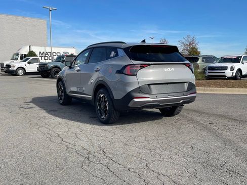 New 2026 Kia Sportage EX w/ EX Panorama Roof Package image 5