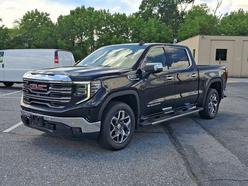 New 2026 GMC Sierra 1500 SLT w/ SLT Premium Plus Package AWD/4WD image 2