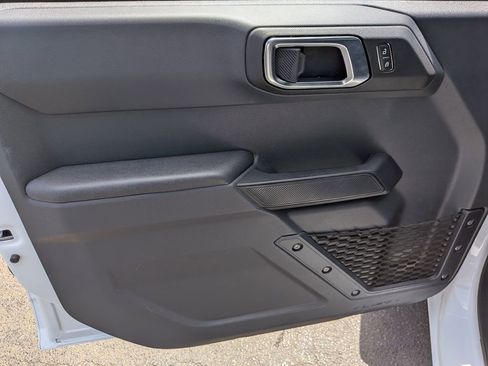 Used 2025 Ford Bronco Big Bend image 10