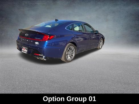 Used 2022 Hyundai Sonata Limited w/ Cargo Package FWD image 6