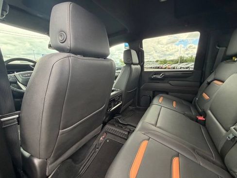 Used 2024 GMC Sierra 2500 AT4 w/ AT4 Preferred Package AWD/4WD image 29